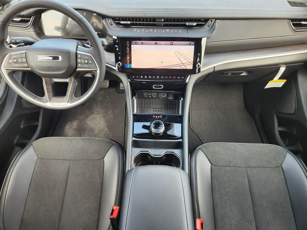 2026 Jeep Grand Cherokee GRAND CHEROKEE L LAREDO ALTITUDE 4X2
