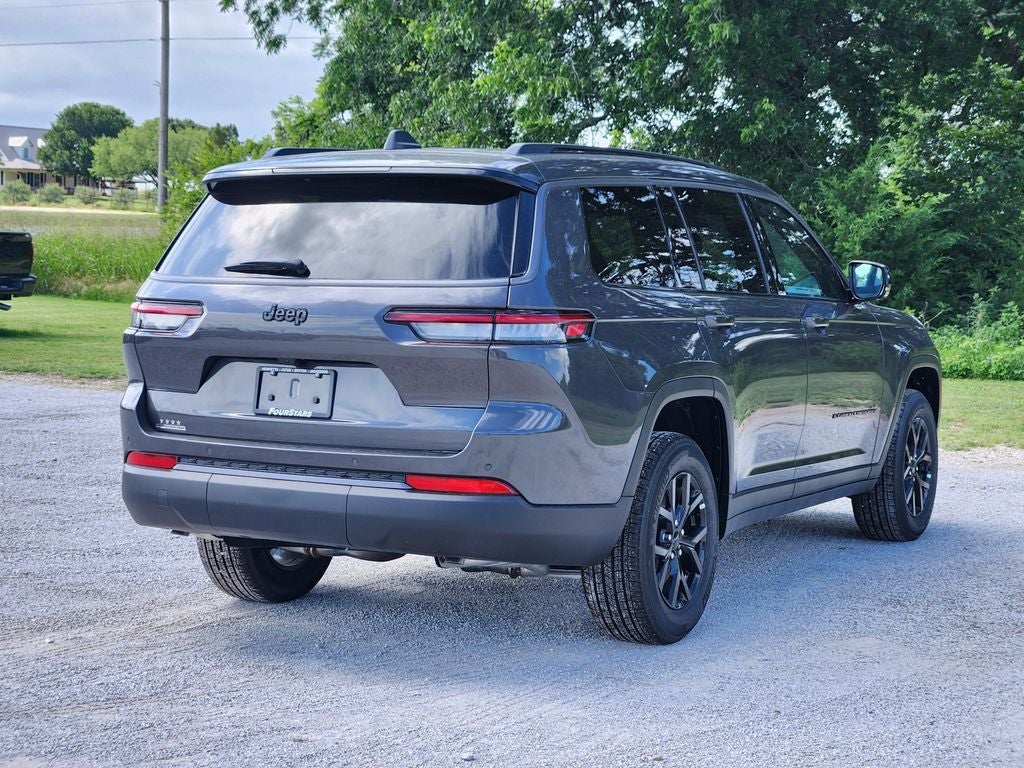 2026 Jeep Grand Cherokee GRAND CHEROKEE L LAREDO ALTITUDE 4X2