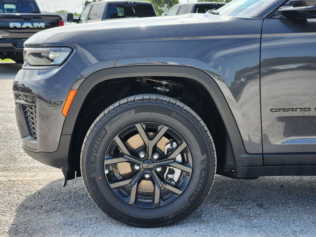 2026 Jeep Grand Cherokee GRAND CHEROKEE L LAREDO ALTITUDE 4X2
