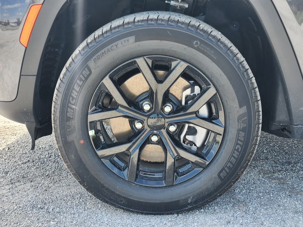 2026 Jeep Grand Cherokee GRAND CHEROKEE L LAREDO ALTITUDE 4X2