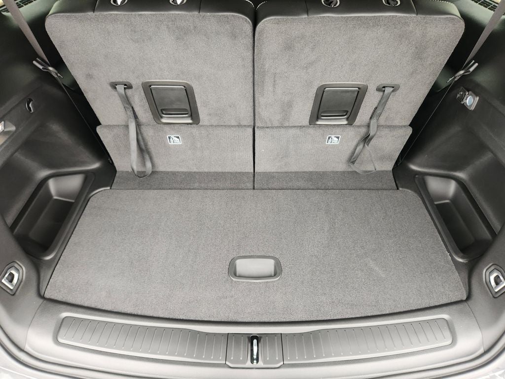 2026 Jeep Grand Cherokee GRAND CHEROKEE L LAREDO ALTITUDE 4X2