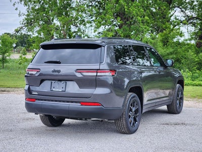 2026 Jeep Grand Cherokee GRAND CHEROKEE L LAREDO ALTITUDE 4X2