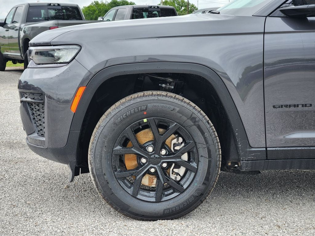 2026 Jeep Grand Cherokee GRAND CHEROKEE L LAREDO ALTITUDE 4X2