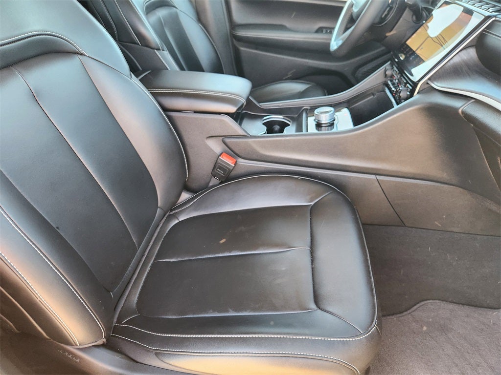 2023 Jeep Grand Cherokee L Limited 4x2