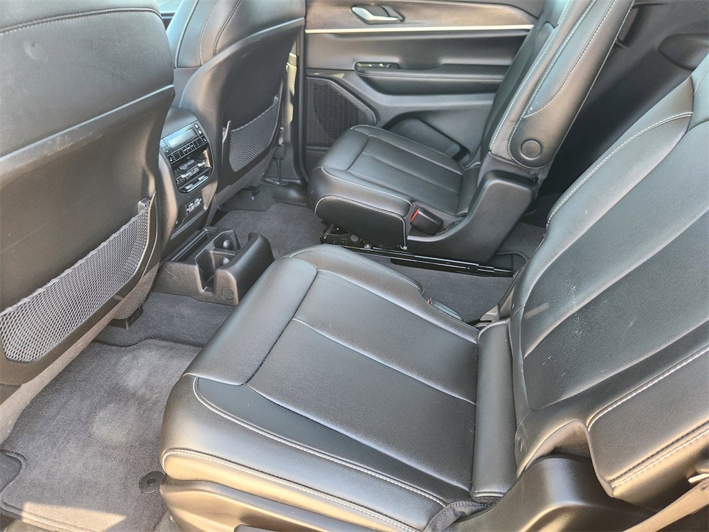 2023 Jeep Grand Cherokee L Limited 4x2