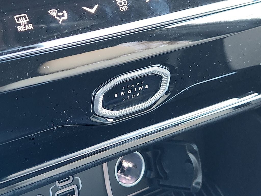 2026 Jeep Grand Cherokee GRAND CHEROKEE L LIMITED 4X2