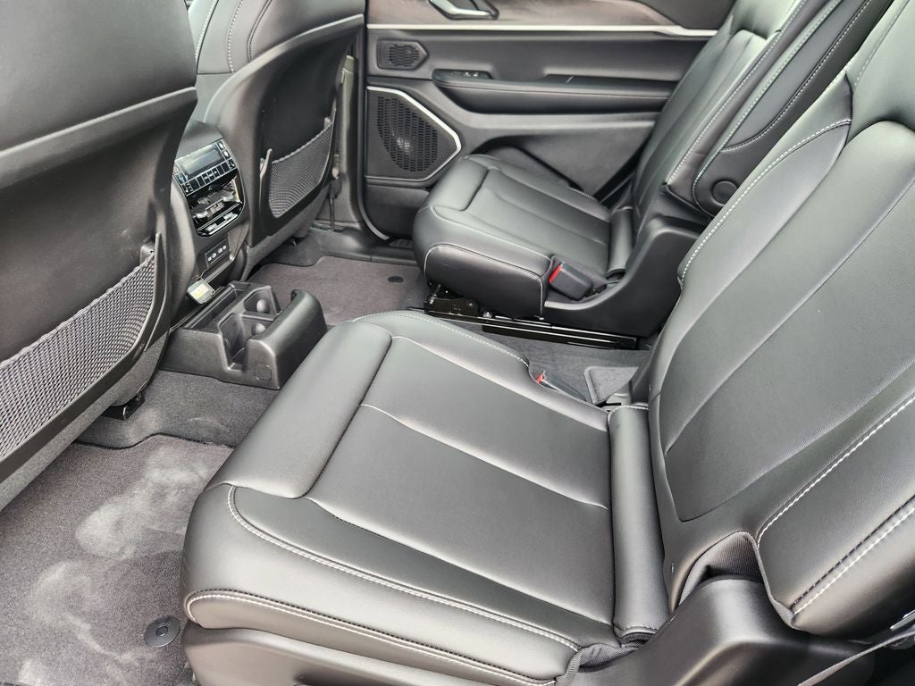 2026 Jeep Grand Cherokee GRAND CHEROKEE L LIMITED 4X2