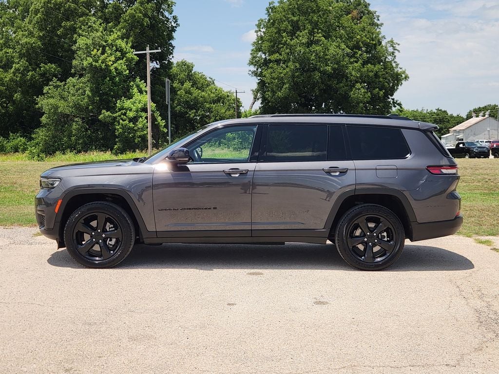 2022 Jeep Grand Cherokee L Altitude 4x4