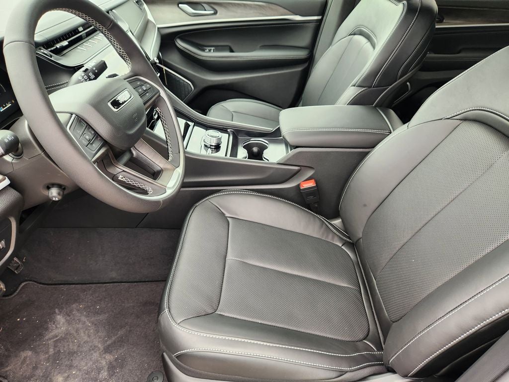 2026 Jeep Grand Cherokee GRAND CHEROKEE L LIMITED RESERVE 4X4