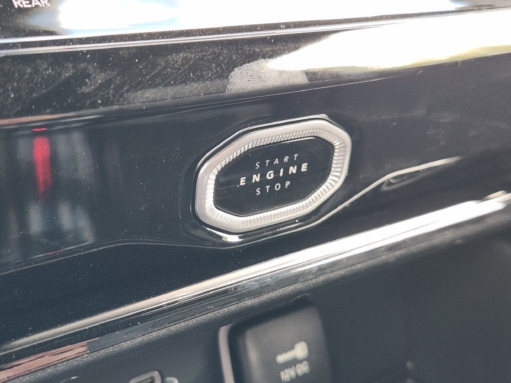 2027 Jeep Grand Cherokee GRAND CHEROKEE L LIMITED RESERVE 4X4