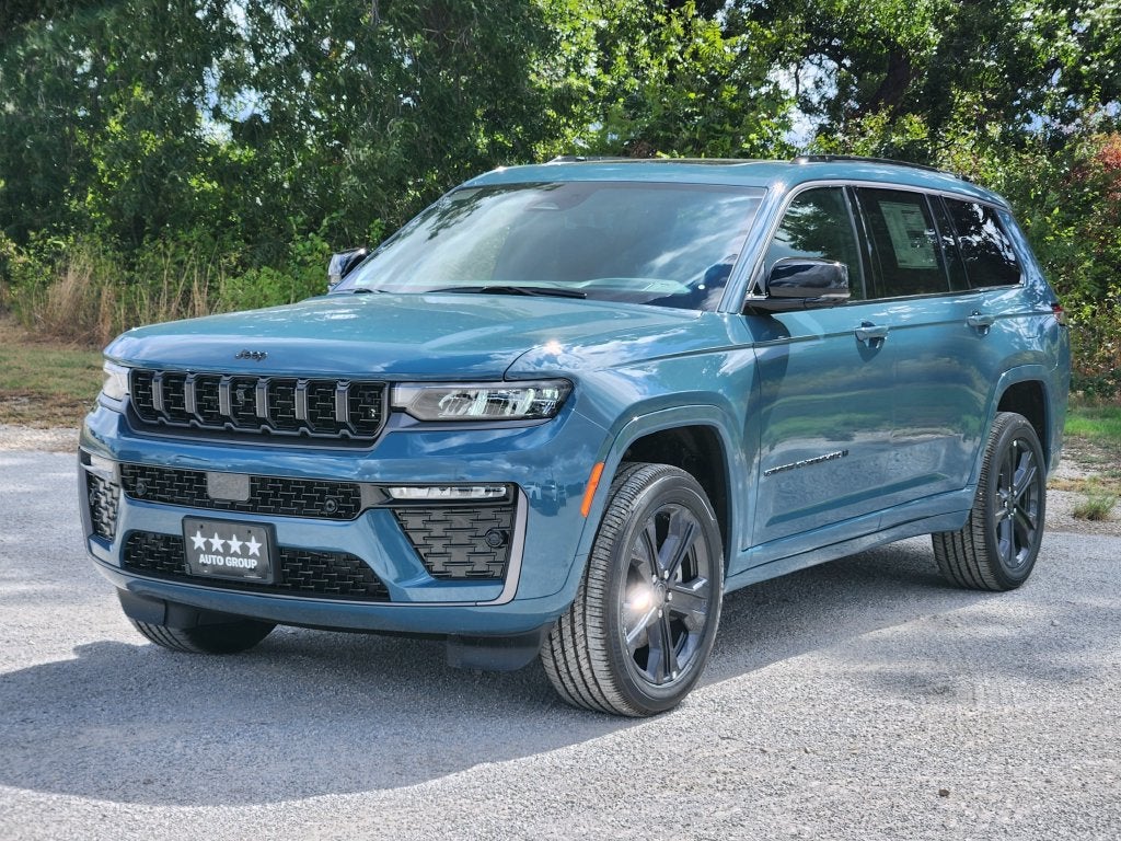 2027 Jeep Grand Cherokee GRAND CHEROKEE L LIMITED RESERVE 4X4