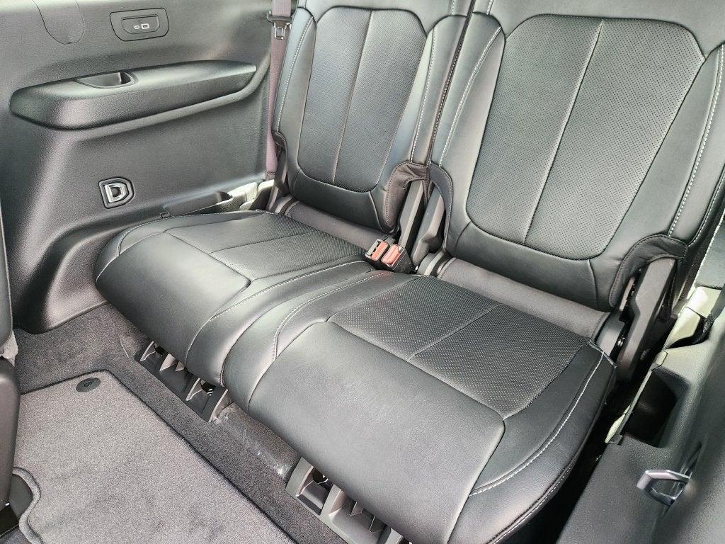 2027 Jeep Grand Cherokee GRAND CHEROKEE L LIMITED RESERVE 4X4