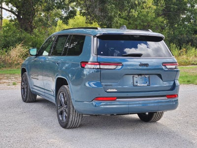 2027 Jeep Grand Cherokee GRAND CHEROKEE L LIMITED RESERVE 4X4