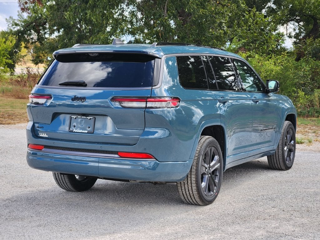 2027 Jeep Grand Cherokee GRAND CHEROKEE L LIMITED RESERVE 4X4