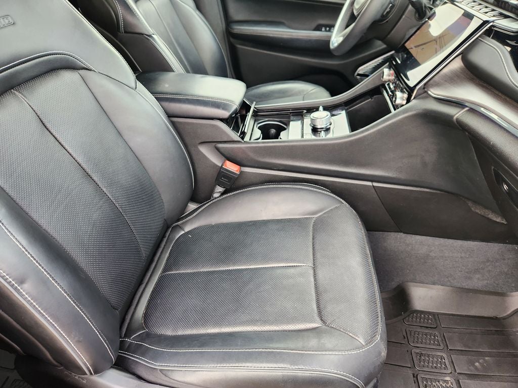 2023 Jeep Grand Cherokee L Overland 4x4