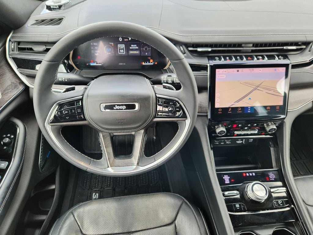 2023 Jeep Grand Cherokee L Overland 4x4