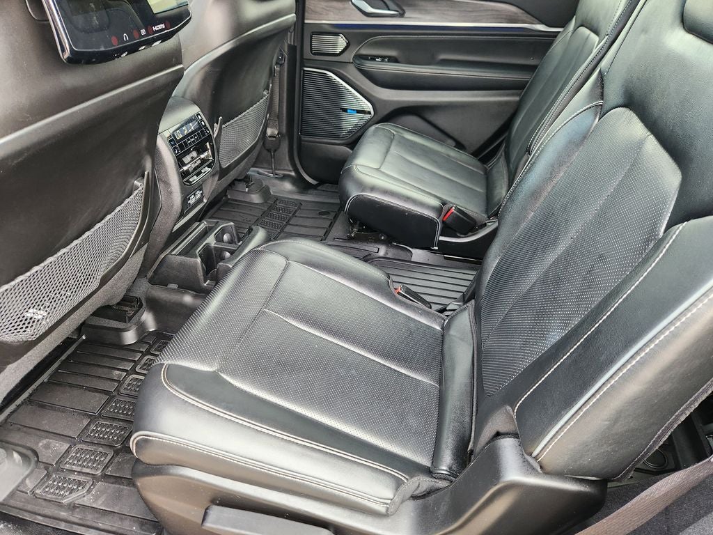 2023 Jeep Grand Cherokee L Overland 4x4