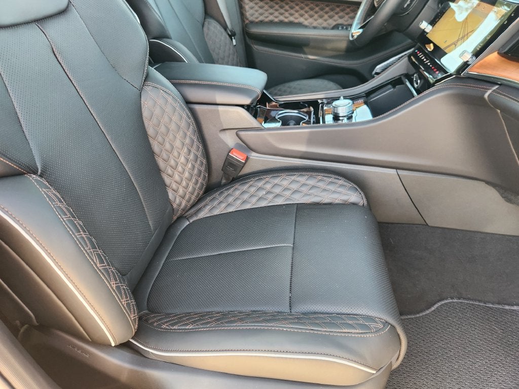 2027 Jeep Grand Cherokee GRAND CHEROKEE L SUMMIT 4X4