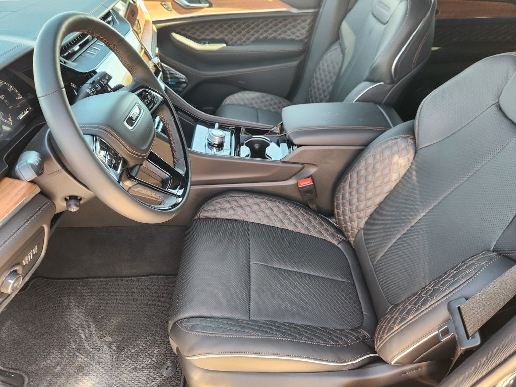 2027 Jeep Grand Cherokee GRAND CHEROKEE L SUMMIT 4X4