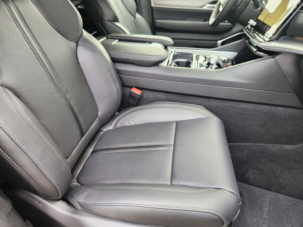 2026 Jeep Grand Wagoneer GRAND WAGONEER L LIMITED ALTITUDE 4X4