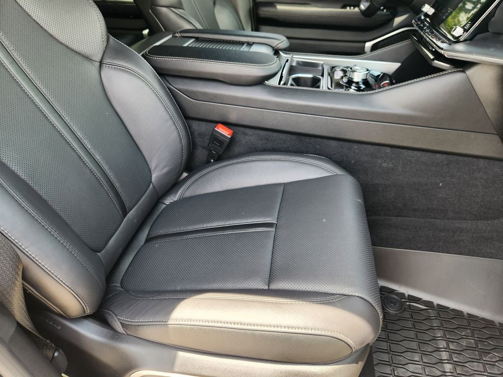 2026 Jeep Grand Wagoneer GRAND WAGONEER LIMITED ALTITUDE 4X4