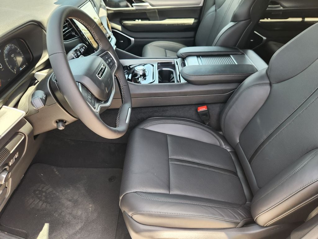 2026 Jeep Grand Wagoneer GRAND WAGONEER LIMITED ALTITUDE 4X4