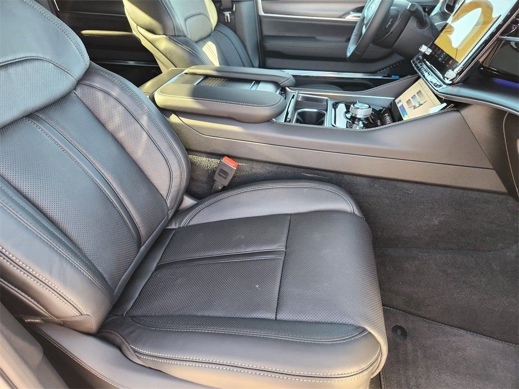 2026 Jeep Grand Wagoneer GRAND WAGONEER SUMMIT OBSIDIAN 4X4