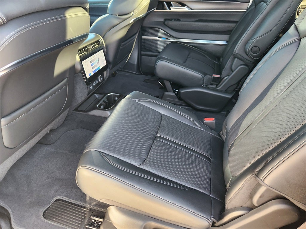 2026 Jeep Grand Wagoneer GRAND WAGONEER SUMMIT OBSIDIAN 4X4