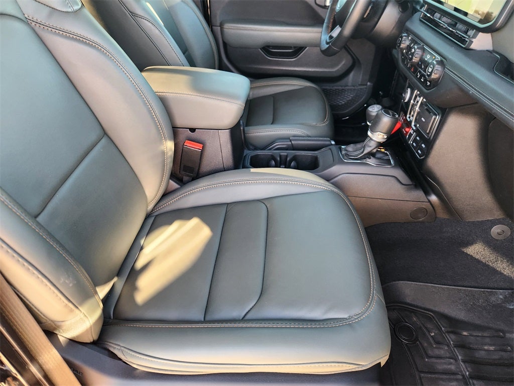 2024 Jeep Gladiator Mojave X