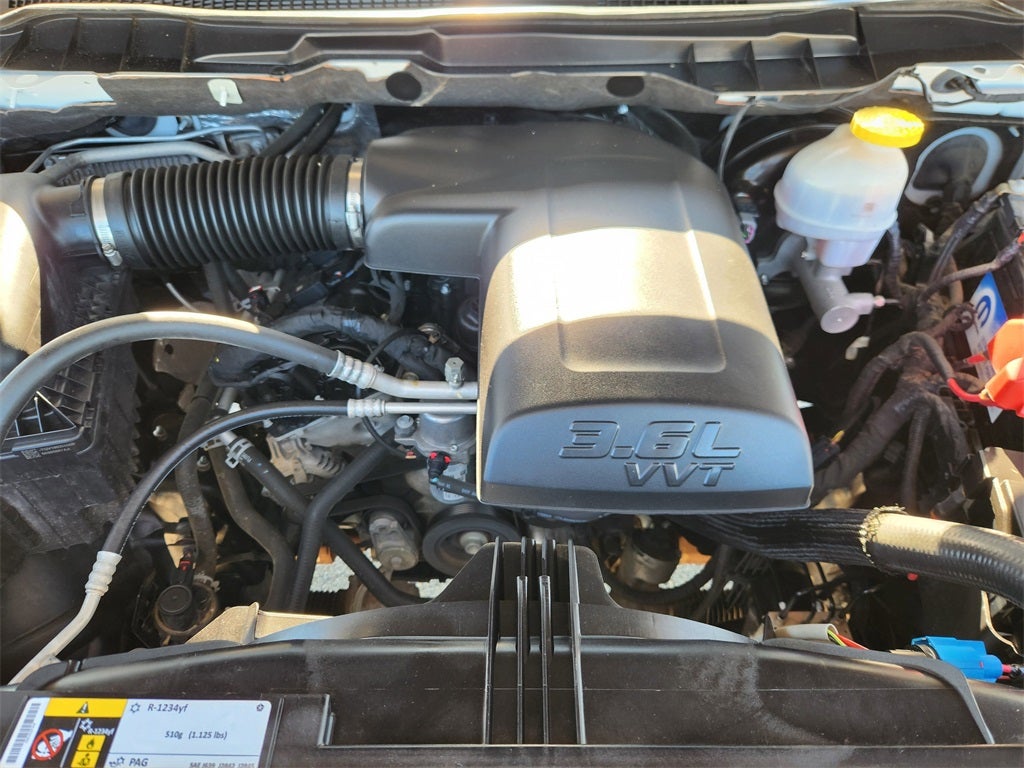 2022 RAM 1500 Classic Warlock Quad Cab 4x4 6'4' Box