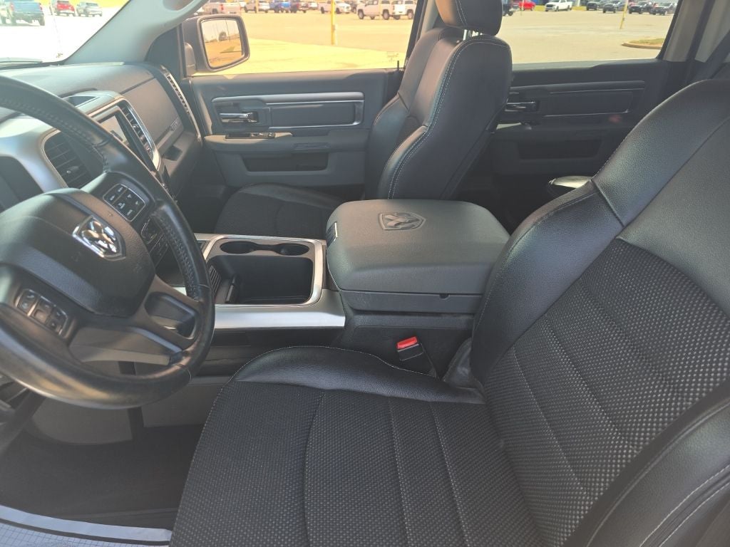 2018 RAM 1500 Lone Star Silver Crew Cab 4x4 5'7' Box