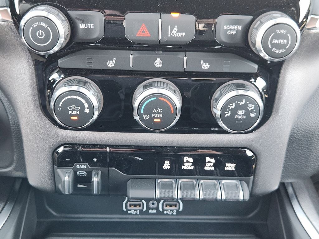 2026 RAM Ram 1500 RAM 1500 LONE STAR CREW CAB 4X2 5'7' BOX