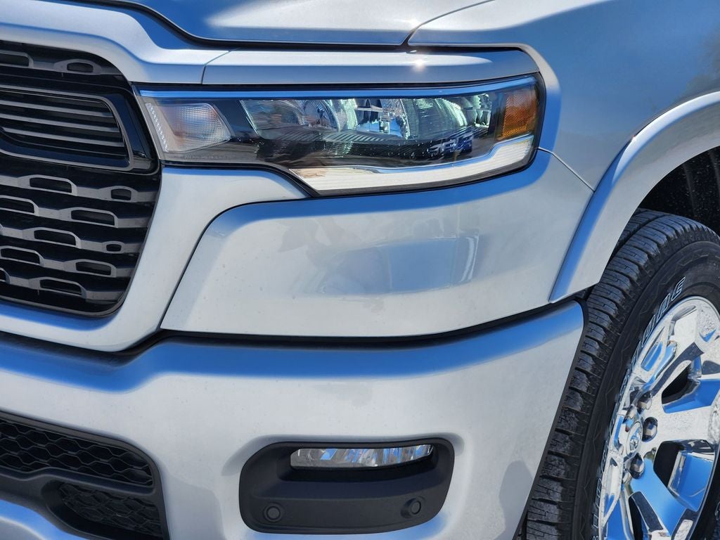 2026 RAM Ram 1500 RAM 1500 LONE STAR CREW CAB 4X2 5'7' BOX