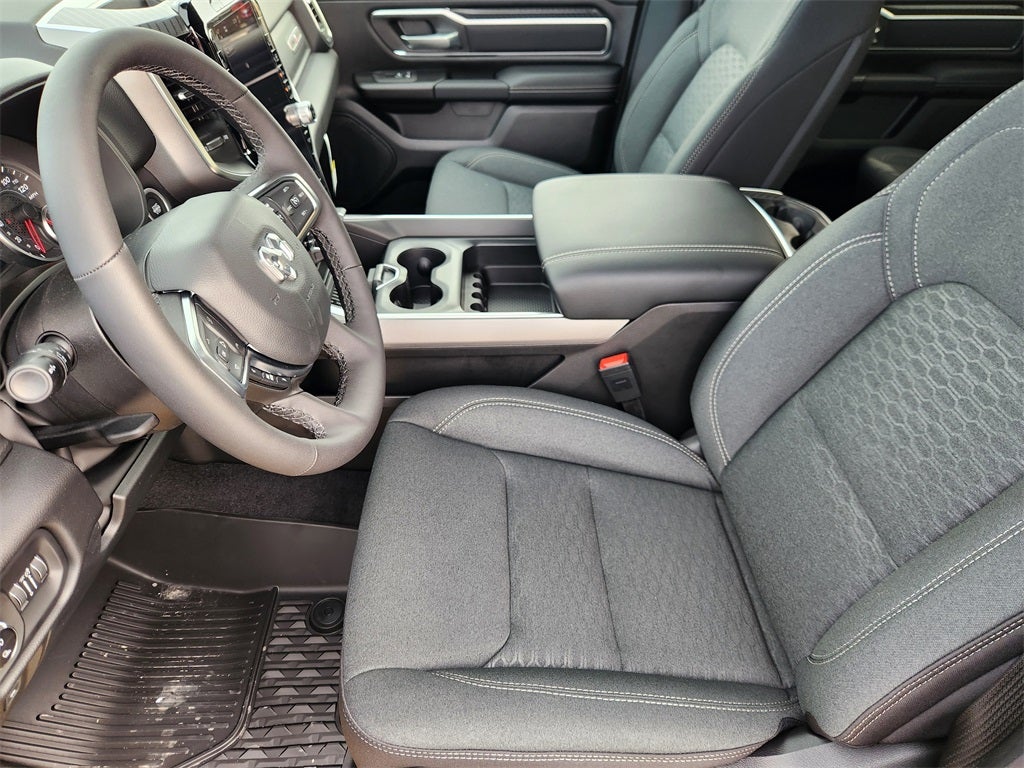 2026 RAM Ram 1500 RAM 1500 LONE STAR CREW CAB 4X2 5'7' BOX