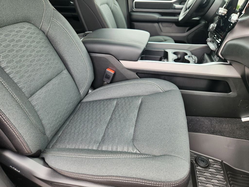 2026 RAM Ram 1500 RAM 1500 LONE STAR CREW CAB 4X2 5'7' BOX