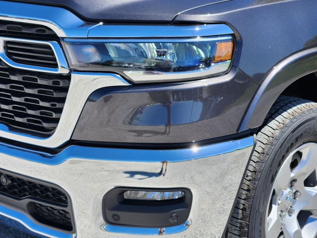 2026 RAM Ram 1500 RAM 1500 LONE STAR CREW CAB 4X2 5'7' BOX