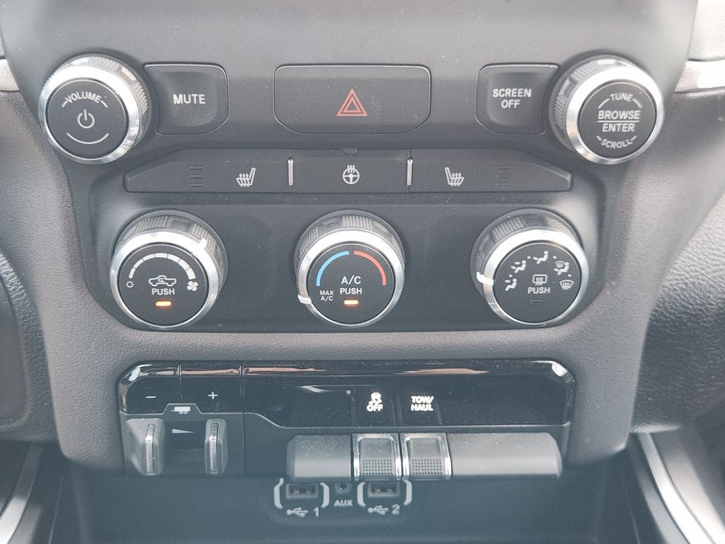 2023 RAM 1500 Lone Star Crew Cab 4x2 5'7' Box