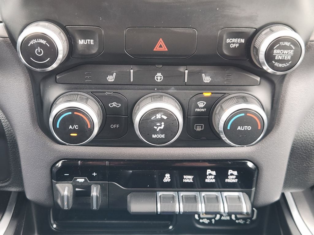 2022 RAM 1500 Lone Star Crew Cab 4x2 5'7' Box