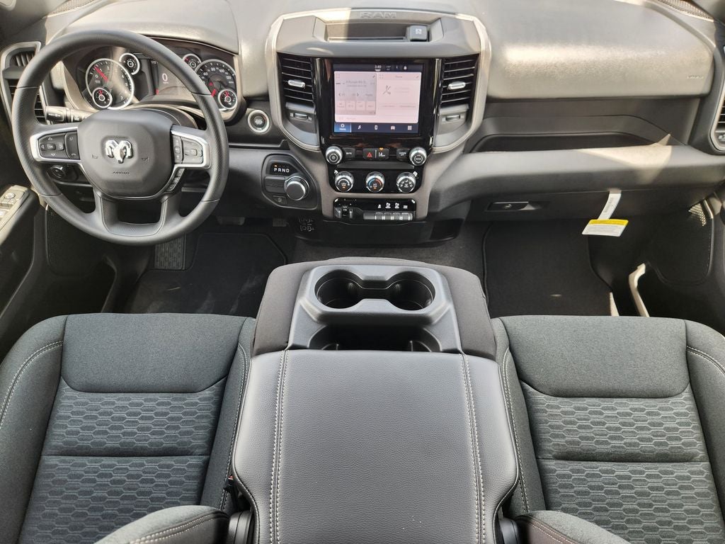 2026 RAM Ram 1500 RAM 1500 EXPRESS CREW CAB 4X2 5'7' BOX