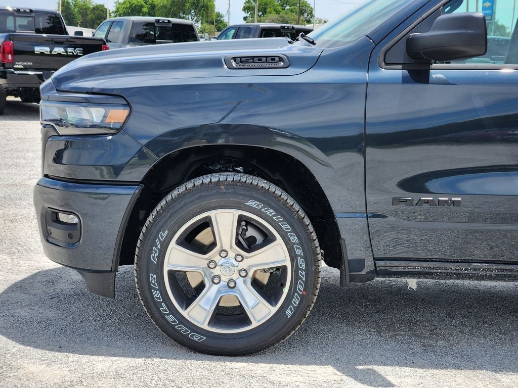 2026 RAM Ram 1500 RAM 1500 EXPRESS CREW CAB 4X2 5'7' BOX