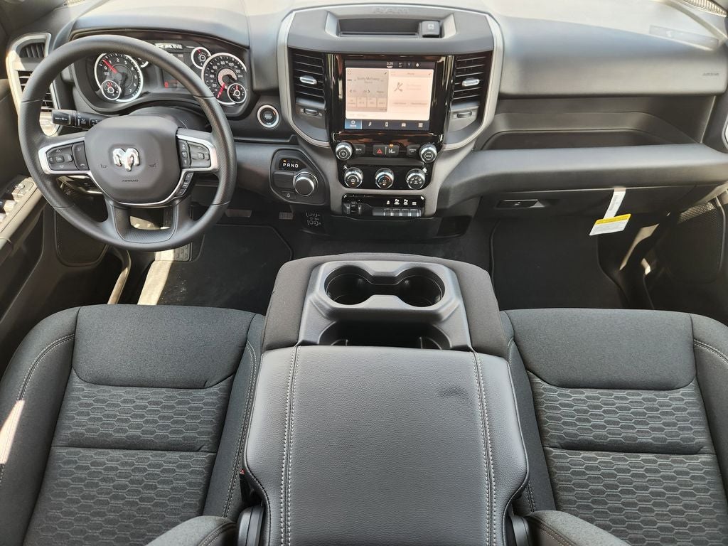 2026 RAM Ram 1500 RAM 1500 EXPRESS CREW CAB 4X2 5'7' BOX