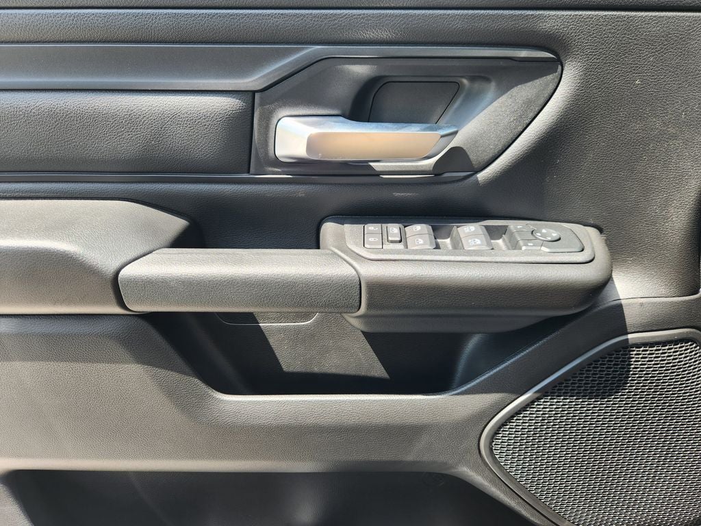 2026 RAM Ram 1500 RAM 1500 EXPRESS CREW CAB 4X2 5'7' BOX