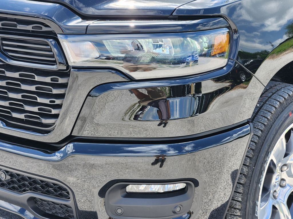 2026 RAM Ram 1500 RAM 1500 EXPRESS CREW CAB 4X2 5'7' BOX