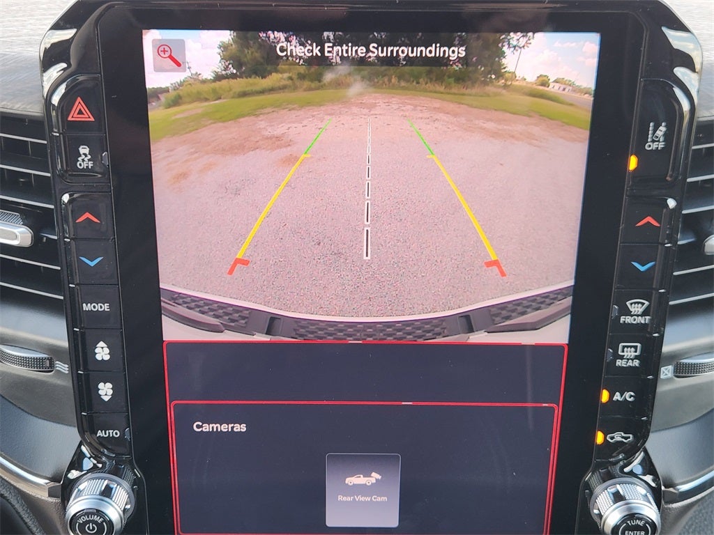 2026 RAM Ram 1500 RAM 1500 LARAMIE CREW CAB 4X2 5'7' BOX