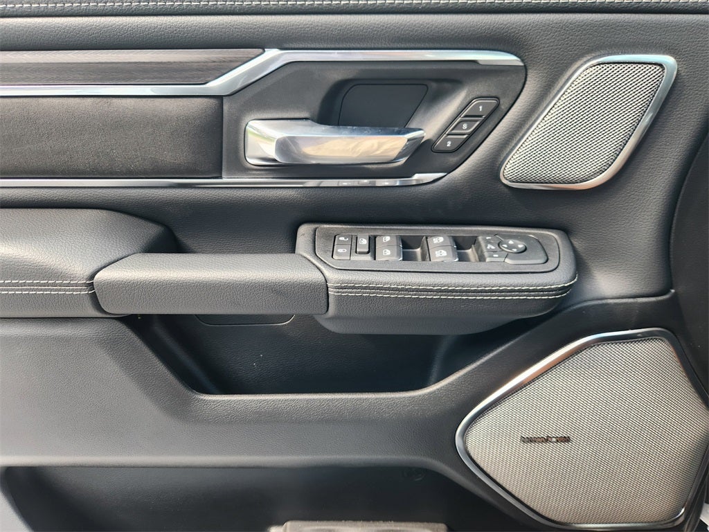 2026 RAM Ram 1500 RAM 1500 LARAMIE CREW CAB 4X2 5'7' BOX