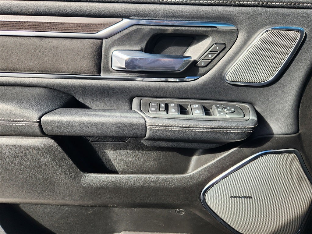 2026 RAM Ram 1500 RAM 1500 LARAMIE CREW CAB 4X2 5'7' BOX