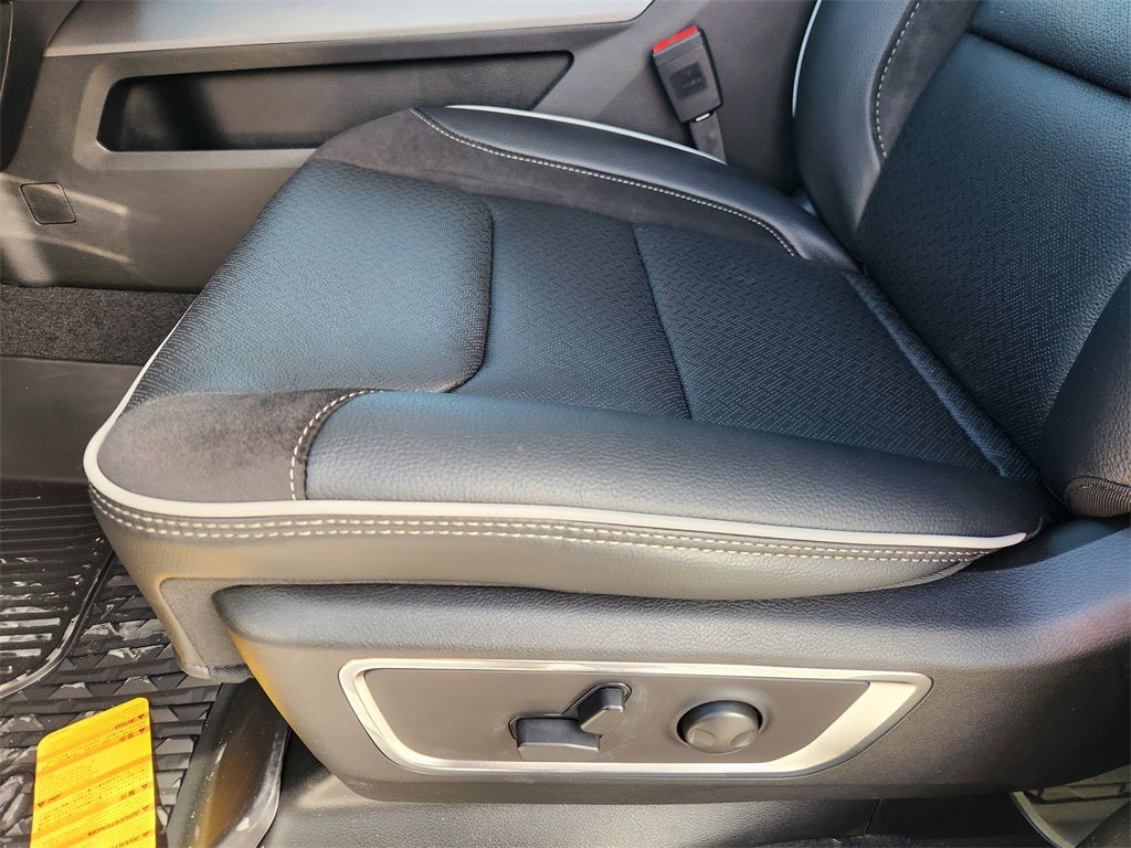 2026 RAM Ram 1500 RAM 1500 LARAMIE CREW CAB 4X2 5'7' BOX