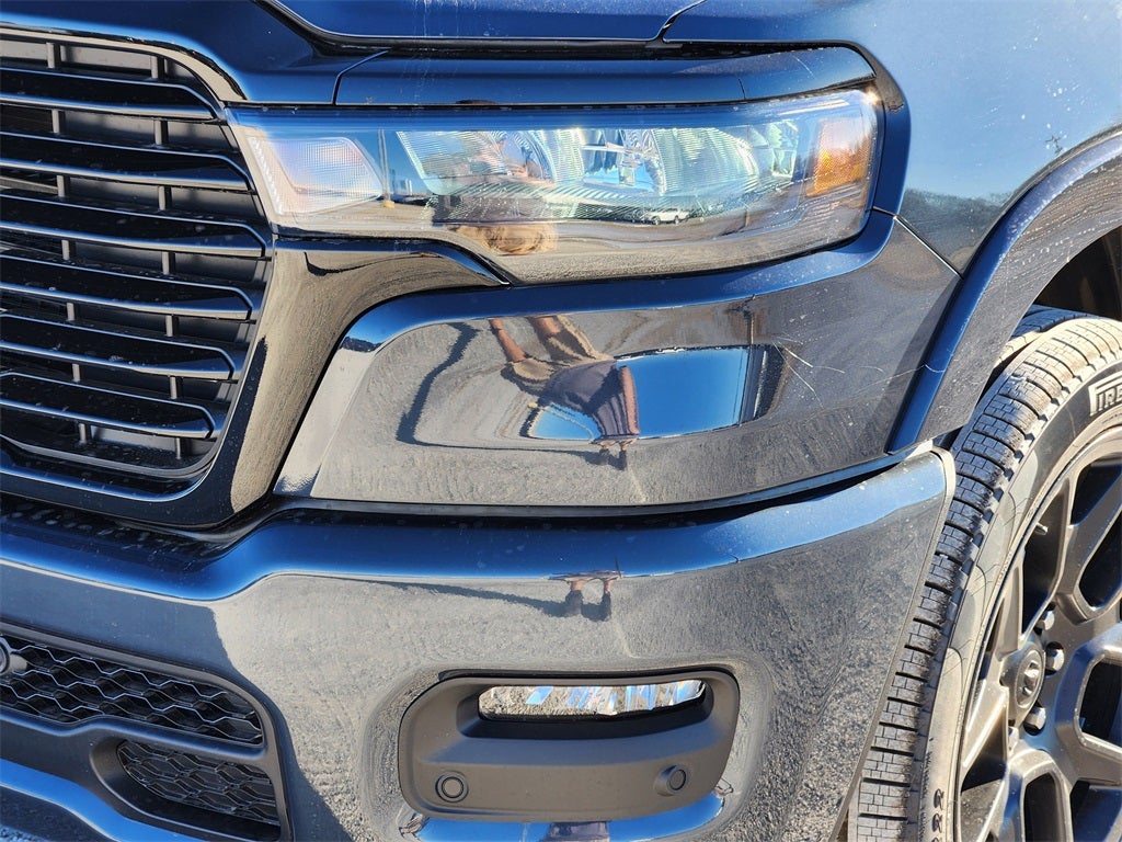 2026 RAM Ram 1500 RAM 1500 LARAMIE CREW CAB 4X2 5'7' BOX