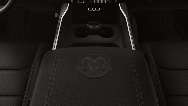 2026 RAM Ram 1500 RAM 1500 LARAMIE CREW CAB 4X2 5'7' BOX