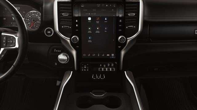 2026 RAM Ram 1500 RAM 1500 LARAMIE CREW CAB 4X2 5'7' BOX